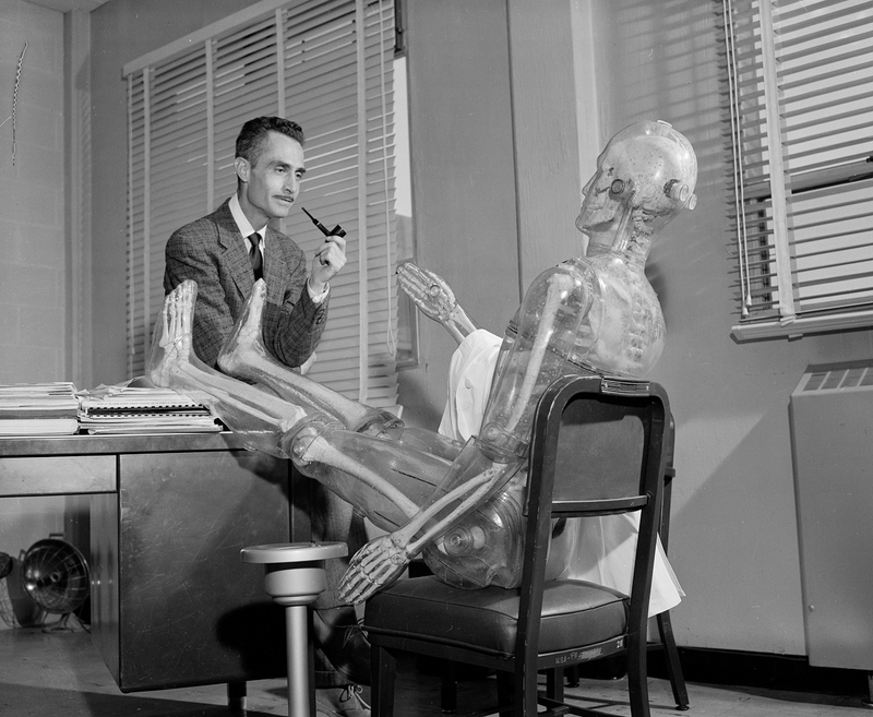 Illustration for article titled 22 Strange Medical Instruments From the Past That Make You Shudder